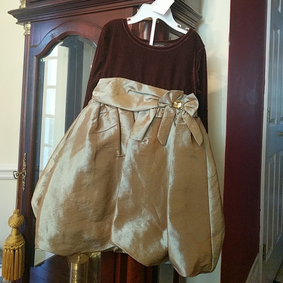 Holiday Dress - Picture 6 of 6